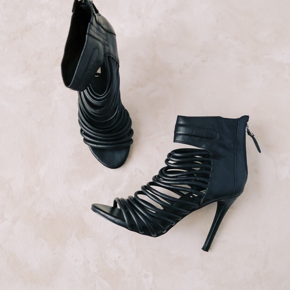 Guess Conny Sandal Heels - Picture 4 of 8